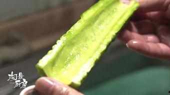 瓷勺子吃瓜,品味生活雅趣无限