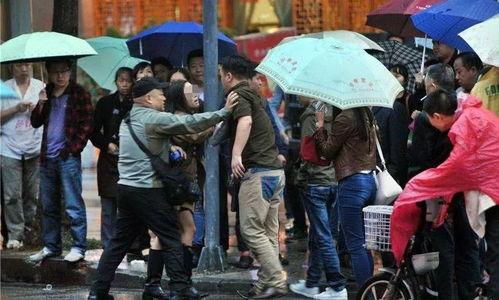 盐城吃瓜队长事件,网络舆论的风暴与反思